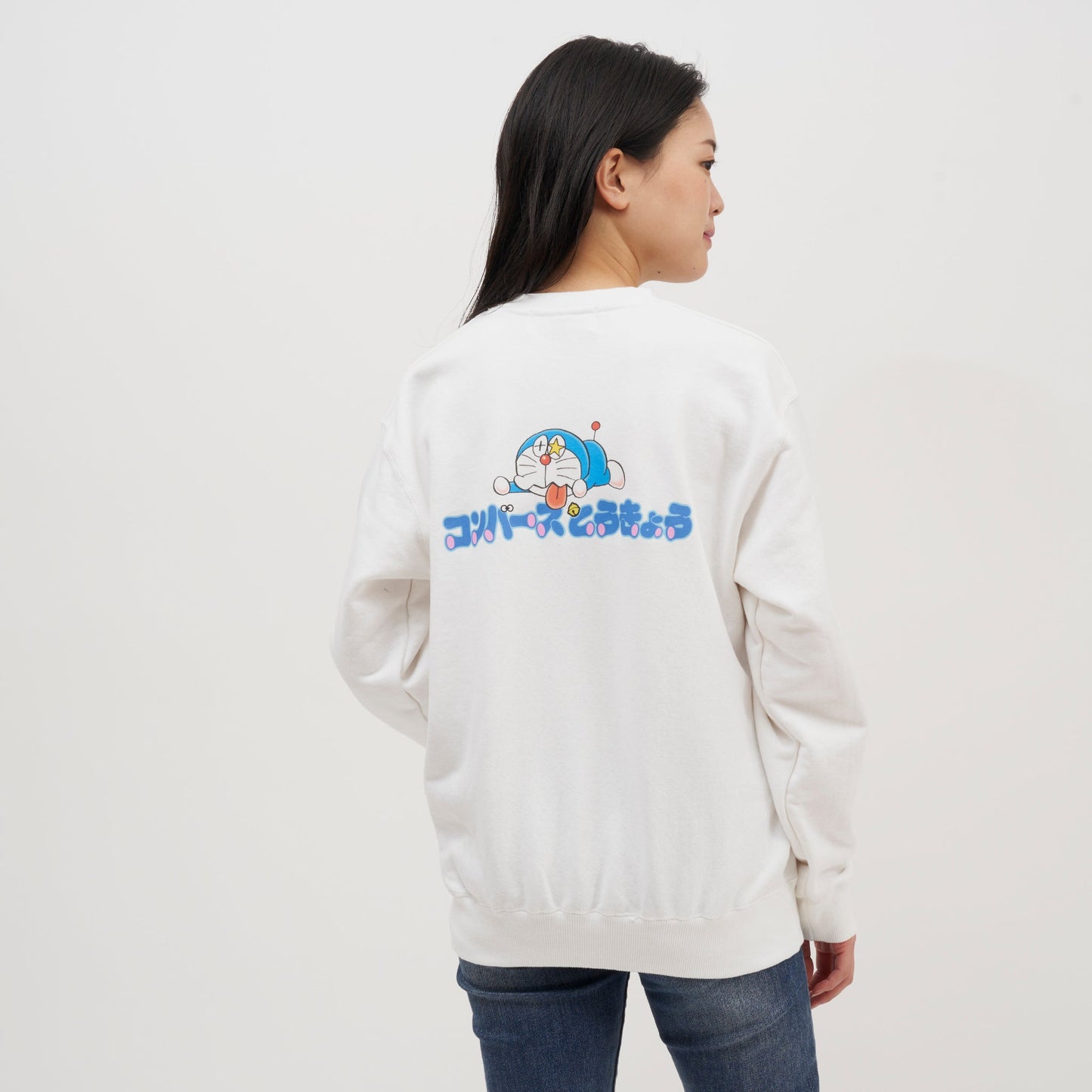 ドラえもん　バックプリントスウェット　WHITE