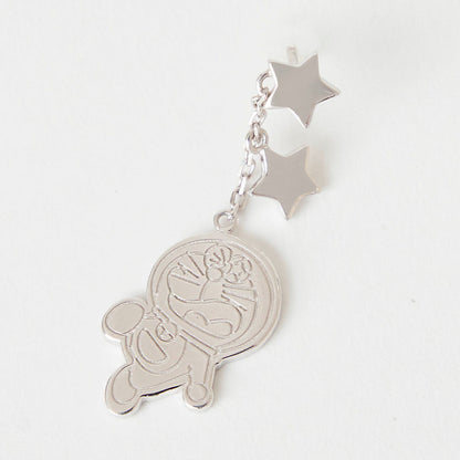 星付きピアス